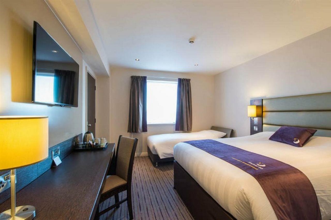 Premier Inn London Heathrow M4/J4 Hillingdon Zewnętrze zdjęcie