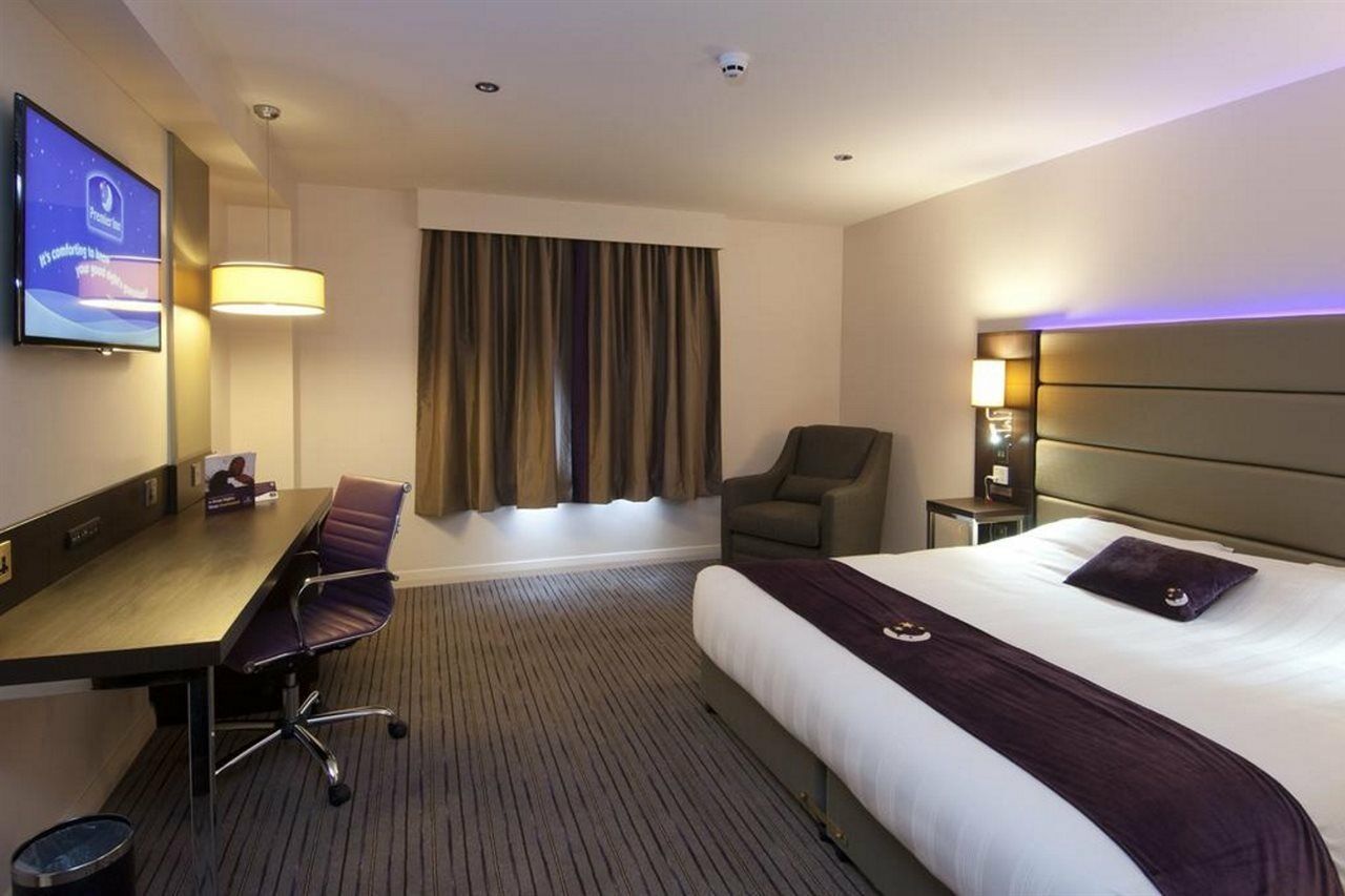 Premier Inn London Heathrow M4/J4 Hillingdon Zewnętrze zdjęcie